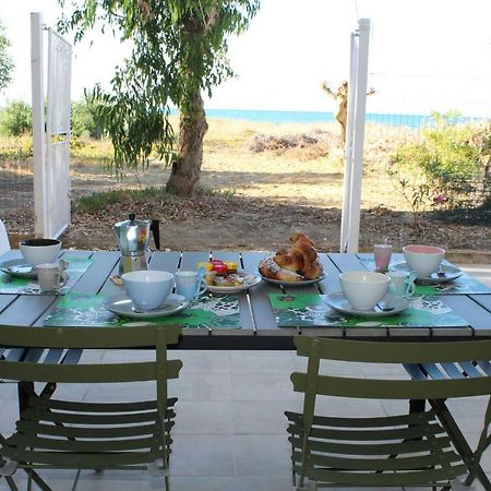 Appartement Acquamarina House On The Beach à Alcamo Marina Extérieur photo