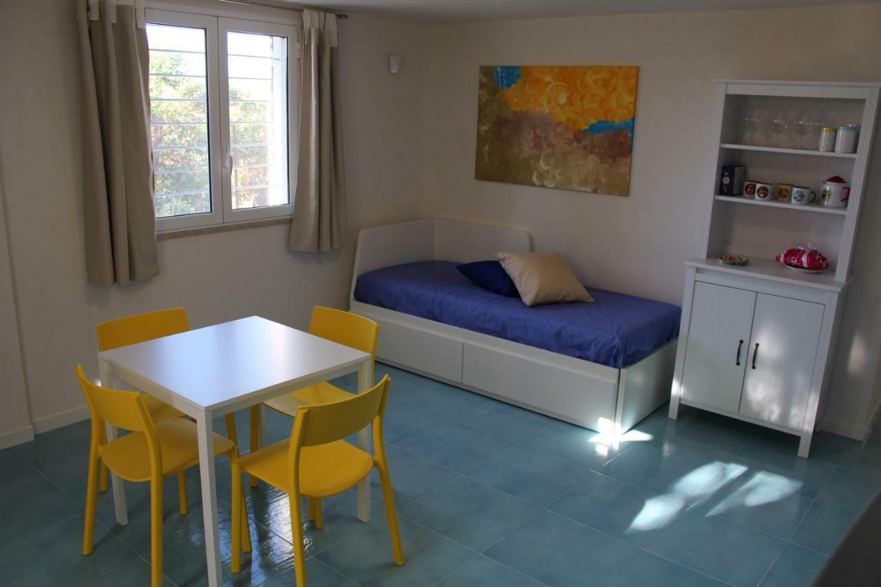 Appartement Acquamarina House On The Beach à Alcamo Marina Extérieur photo