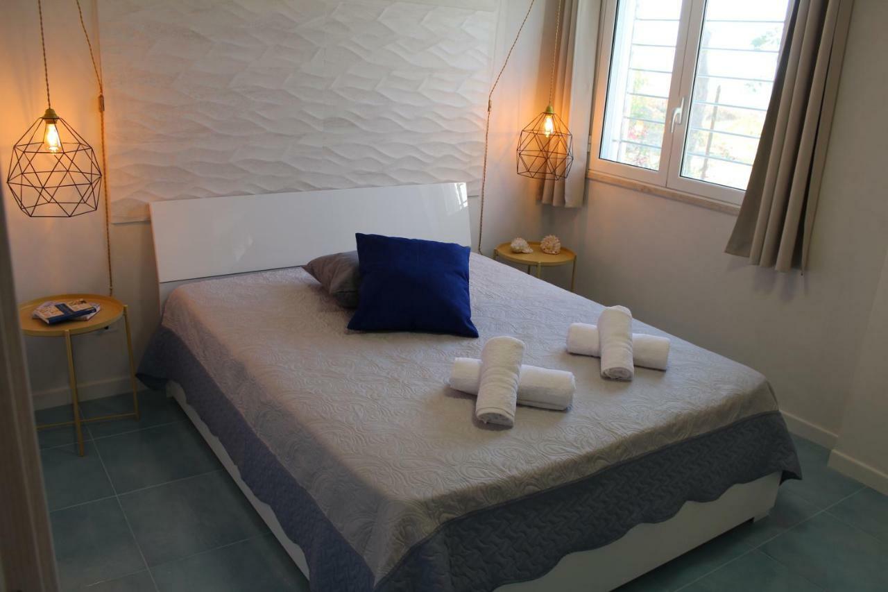 Appartement Acquamarina House On The Beach à Alcamo Marina Extérieur photo